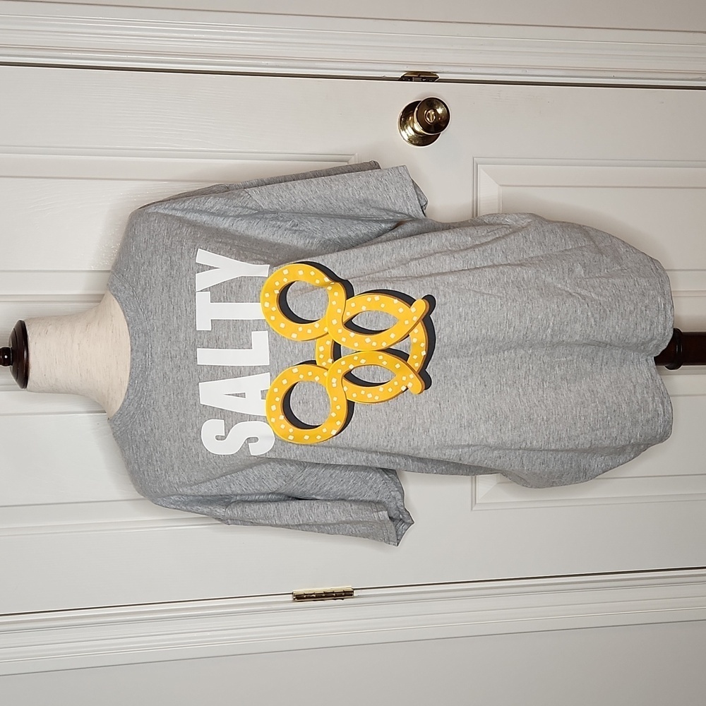 Disney Parks Mens Mickey Mouse Salty Pretzel T-Shirt XL NWT